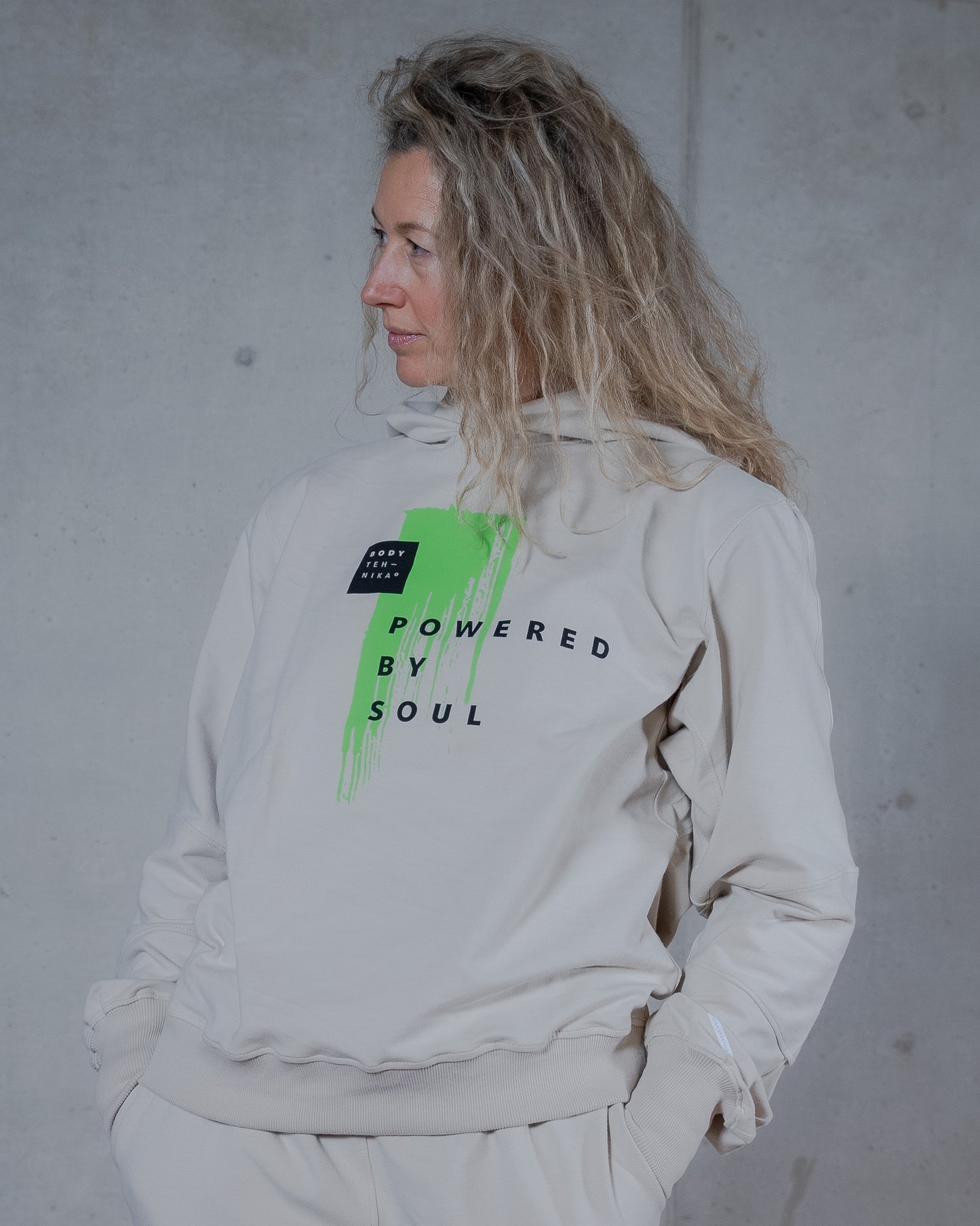 Hoodie Powered By Soul