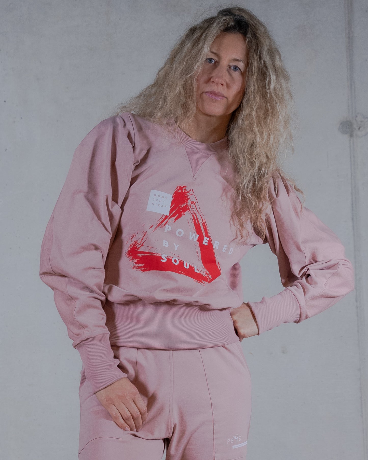 Crewneck Powered By Soul