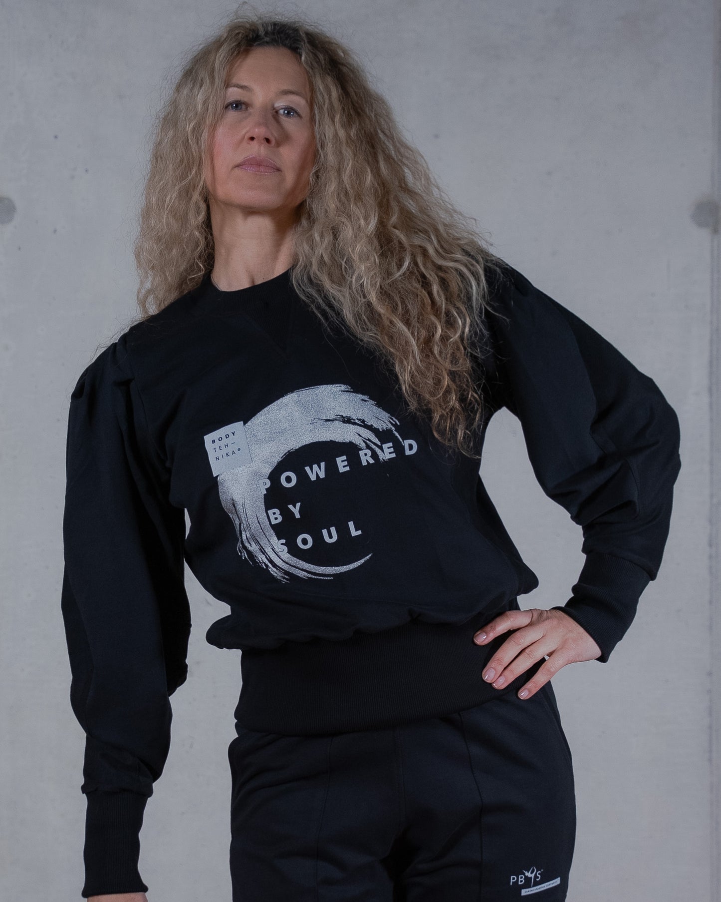 Crewneck Powered By Soul