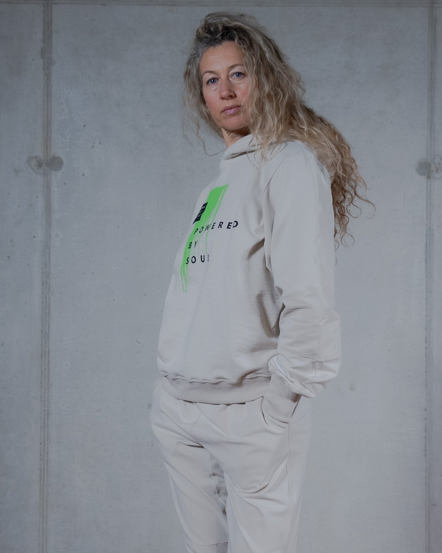 Hoodie Powered By Soul